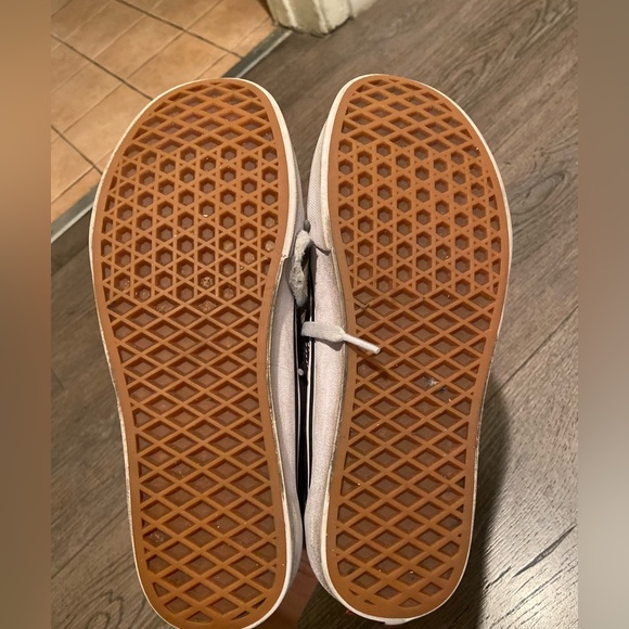Women’s Vans - Picture 7 of 7